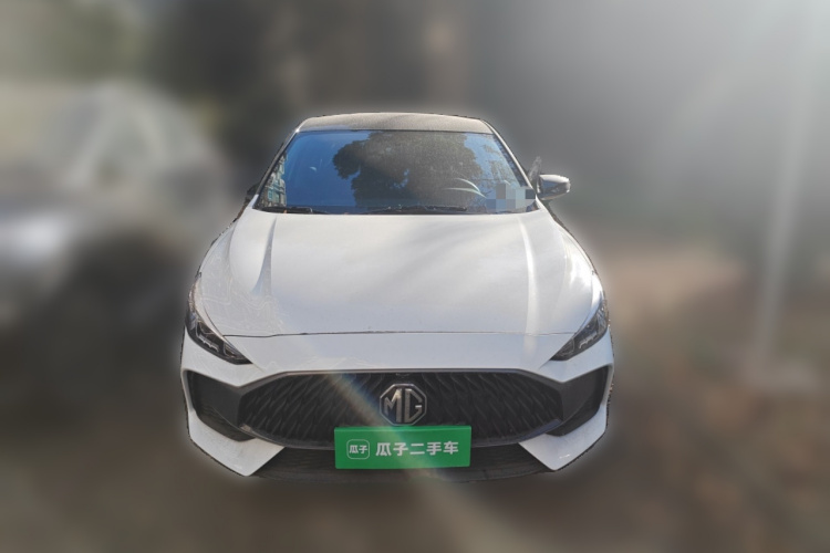 名爵 MG5 2023款 180DVVT 手动风尚版车身外观2