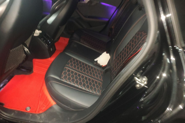 奥迪RS 4 2021款 RS4 Avant 黑曜版中控内饰21