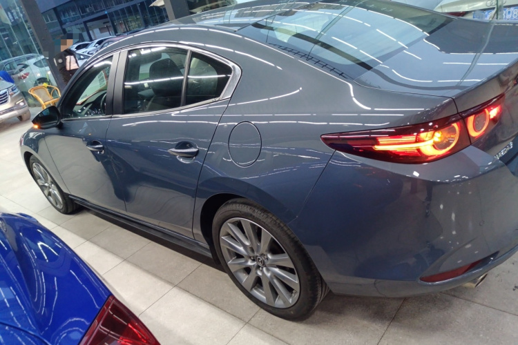 马自达3 昂克赛拉 2023款 2.0L 自动质臻版车身外观6003