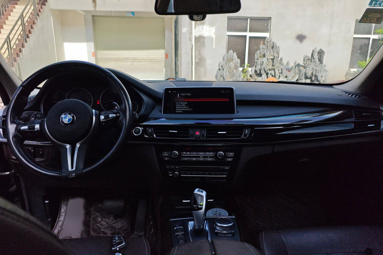 宝马X5(进口) 2017款 xDrive35i 典雅型中控内饰7002