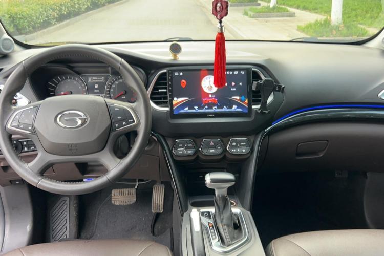 广汽传祺 传祺GS4 2015款 200T G-DCT豪华版中控内饰7003