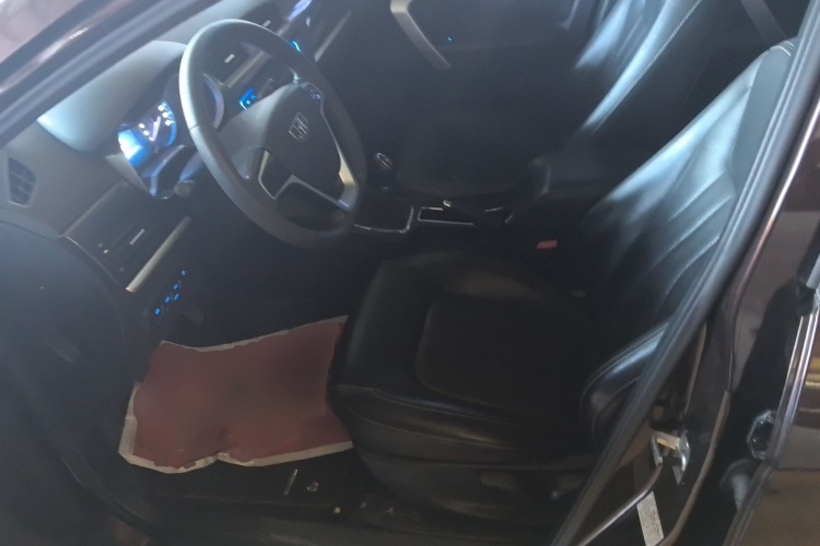 吉利汽车 帝豪 2017款 三厢百万款 1.5L 手动向上版中控内饰20