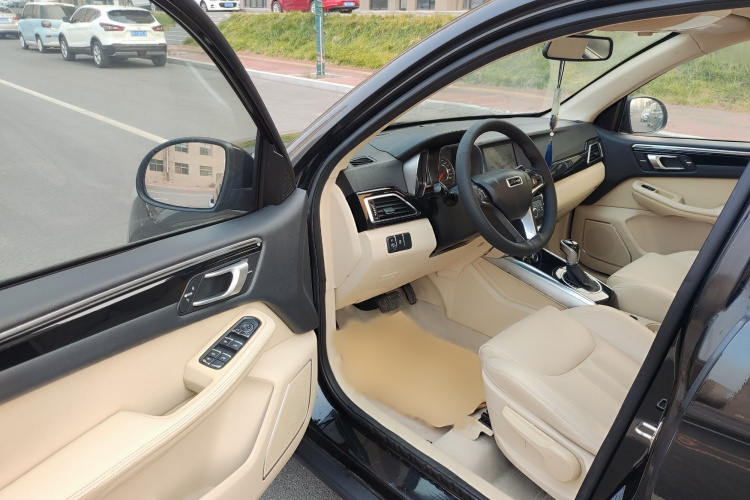 众泰 大迈X5 2017款 升级版 1.5T CVT地主型中控内饰7001