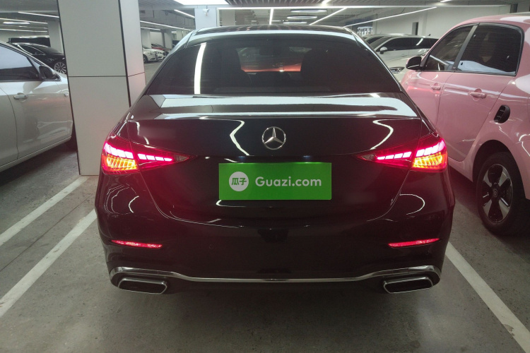 奔驰C级 2022款 改款 C 260 L 运动版车身外观6