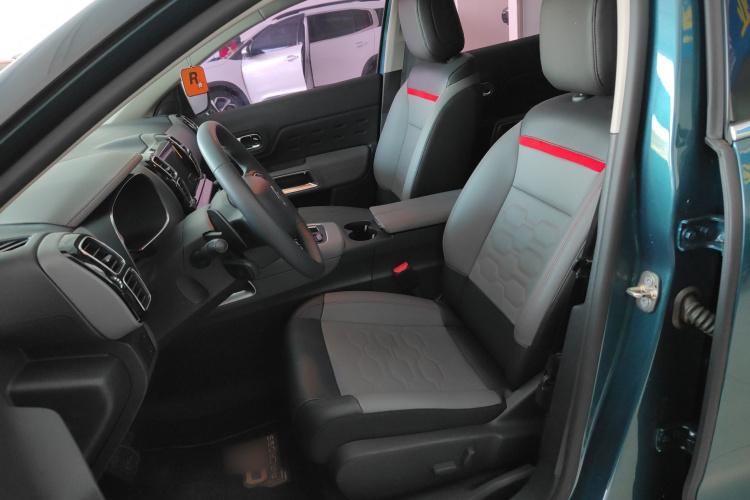 雪铁龙 天逸 C5 AIRCROSS 2021款 400THP 悦享型中控内饰19