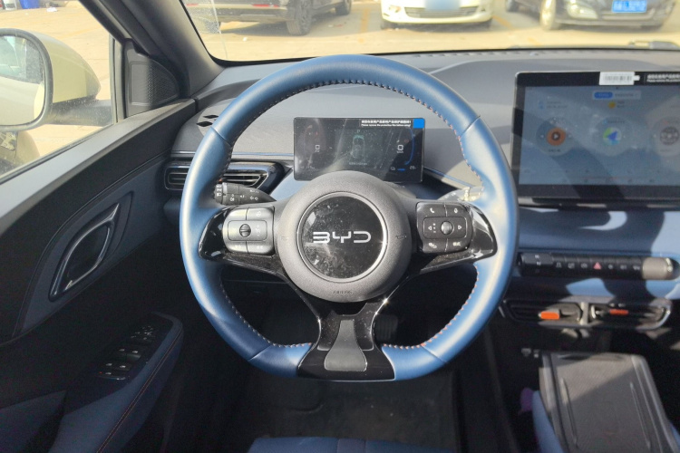 比亚迪 海鸥 2024款 荣耀版 405km 飞翔版中控内饰13