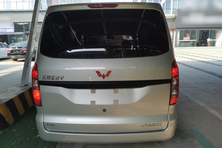 五菱汽车 五菱宏光V 2022款 1.5L劲取版电动助力LAR车身外观6