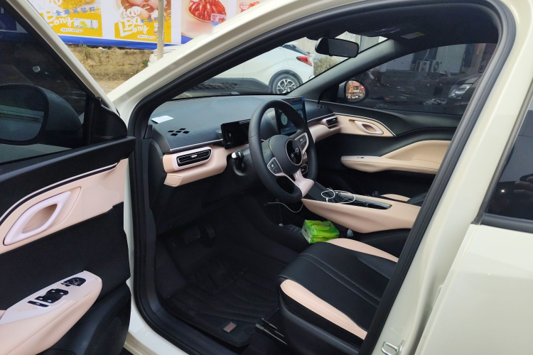 比亚迪 海鸥 2025款 智驾版 305km 活力版中控内饰20