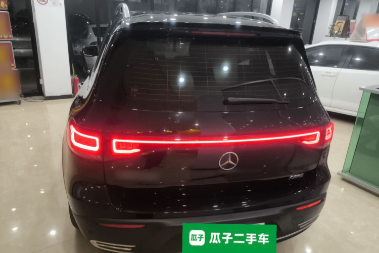 奔驰EQB 2022款 EQB 260车身外观6