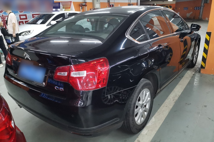 雪铁龙C5 2016款 1.6T 自动尊悦型车身外观6005