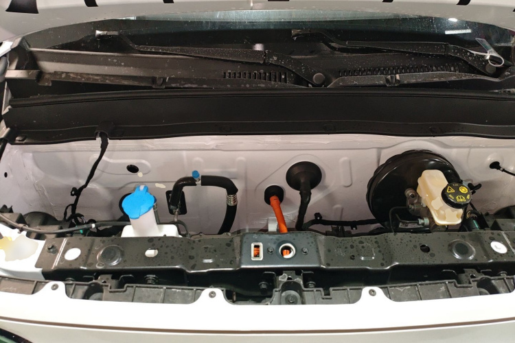 吉利银河 2024款 熊猫mini 200km 耐力熊机舱底盘24