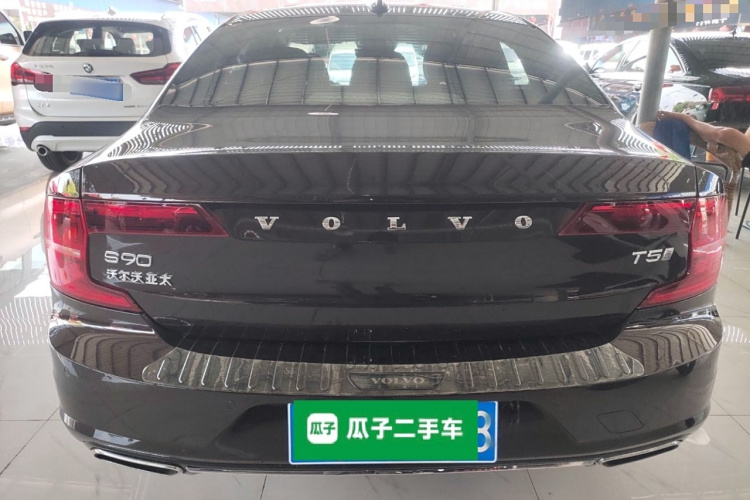 沃尔沃S90 2019款 T5 智远版车身外观6