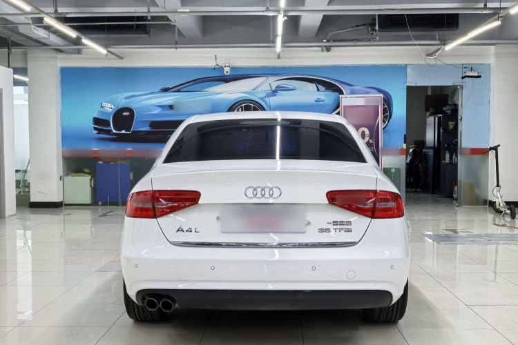 奥迪A4L 2015款 35 TFSI 自动标准型车身外观6004