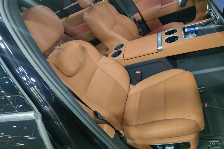 理想汽车 理想L8 2023款 Pro局部细节41