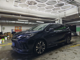 丰田 格瑞维亚 2022款 2.5L混动 旗舰版