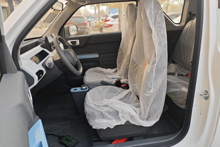 吉利银河 2024款 熊猫mini 200km 耐力熊局部细节19