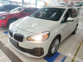 宝马2系多功能旅行车 2019款 220i 领先型