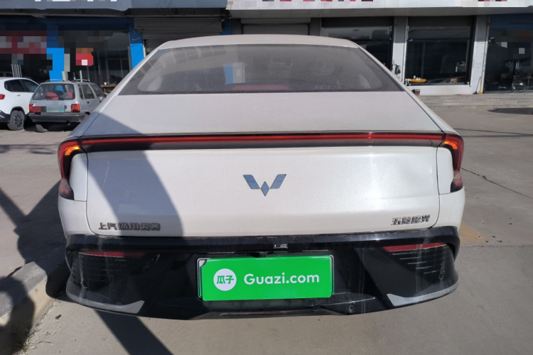 五菱汽车 五菱E5 2024款 410km 标准版车身外观6