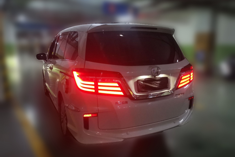 本田 艾力绅 2016款 2.4L 豪华版车身外观6003