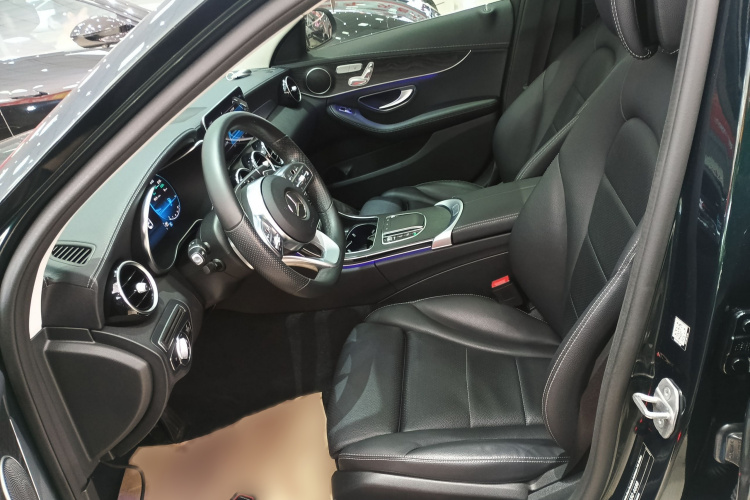 奔驰C级 2021款 C 260 L 运动版局部细节19