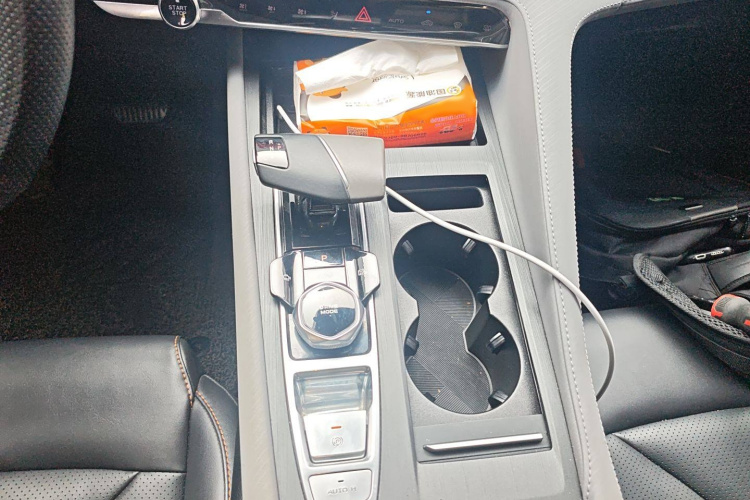 长安CS75 PLUS 2022款 第二代 1.5T 自动领航型局部细节18