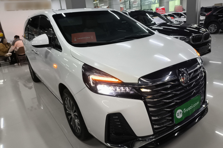 别克GL8 2023款 陆上公务舱 652T 豪华型车身外观6002