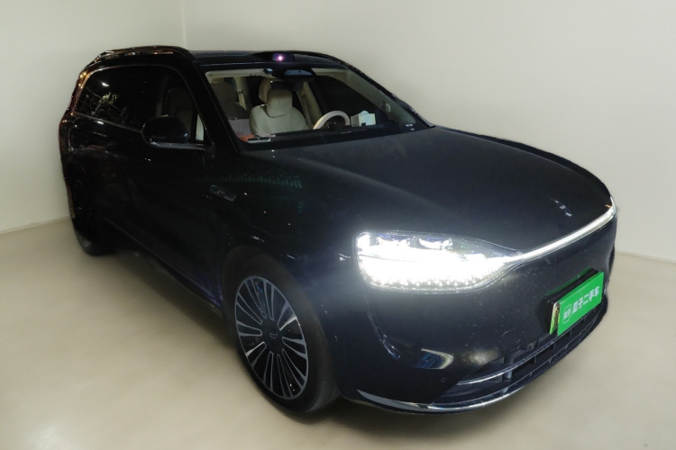 鸿蒙智行 问界M9 2024款 增程 Max版 42kWh 6座版车身外观3