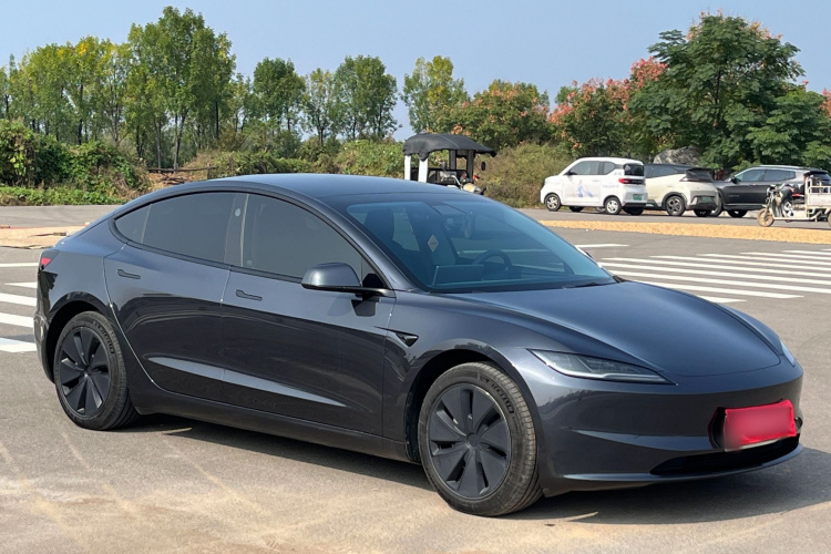 特斯拉 Model 3 2023款 后轮驱动版车身外观6005