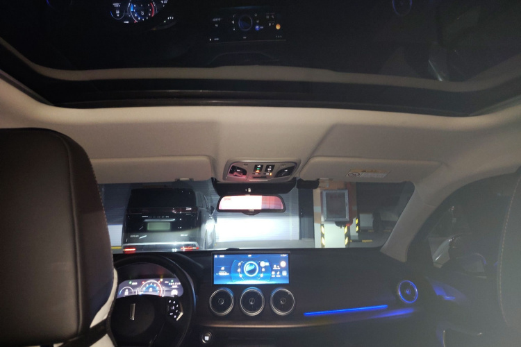 魏牌 VV5 2021款 1.5T 两驱智先锋局部细节22