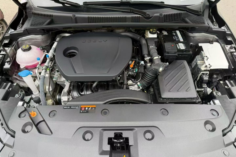 吉利汽车 帝豪 2026款 第4代 400万纪念款 1.5L 手动超越型局部细节24