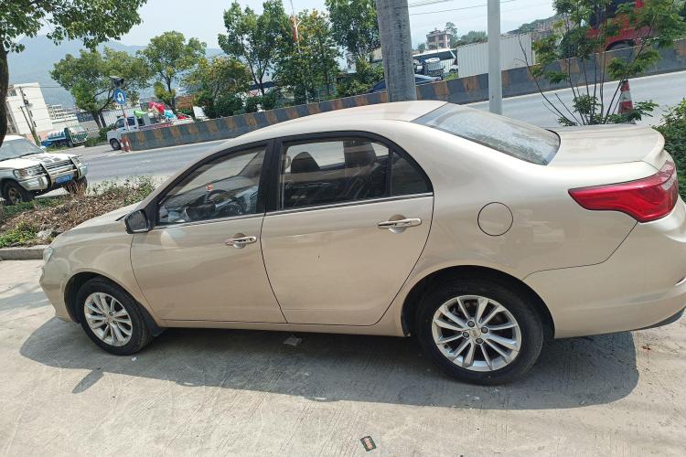 吉利汽车 远景 2020款 1.5L CVT超值版车身外观4