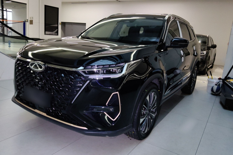 奇瑞 瑞虎8 PRO 2024款 冠军版 390T 两驱巅峰版 7座车身外观1