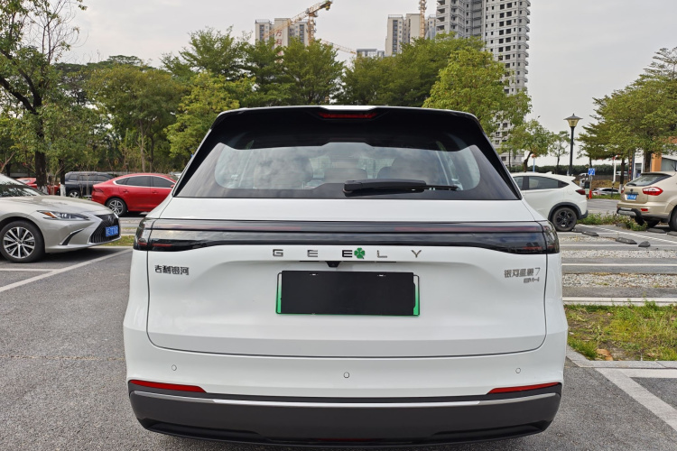 吉利银河 银河星舰7 EM-i 2025款 120km 探索+版车身外观6006