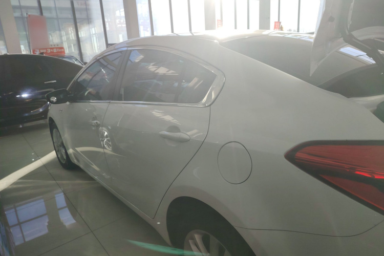 起亚K3 2016款 1.6L 自动GL车身外观6003