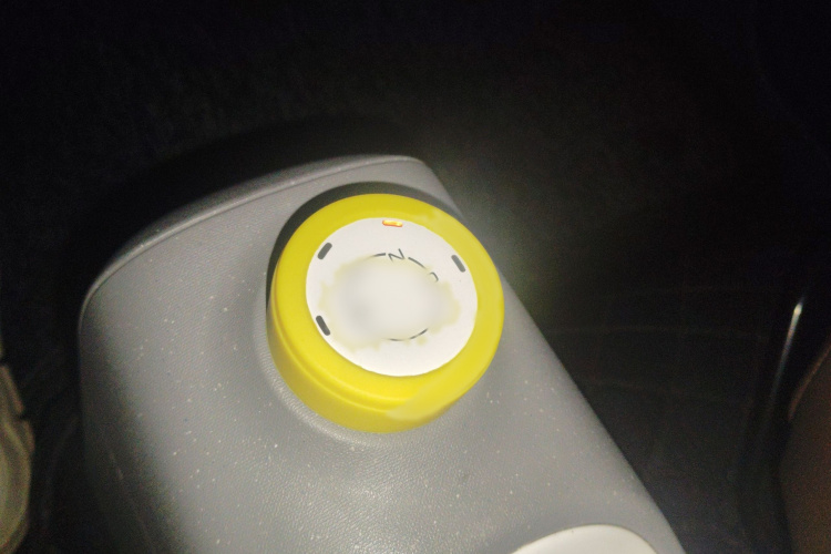 五菱汽车 宏光MINIEV 2022款 GAMEBOY 300km 玩咖款 磷酸铁锂局部细节18