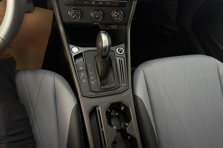 大众 朗逸 2024款 1.5L 自动星空五百万版中控内饰7003