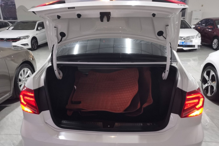 大众 捷达 2017款 1.5L 自动时尚型局部细节23