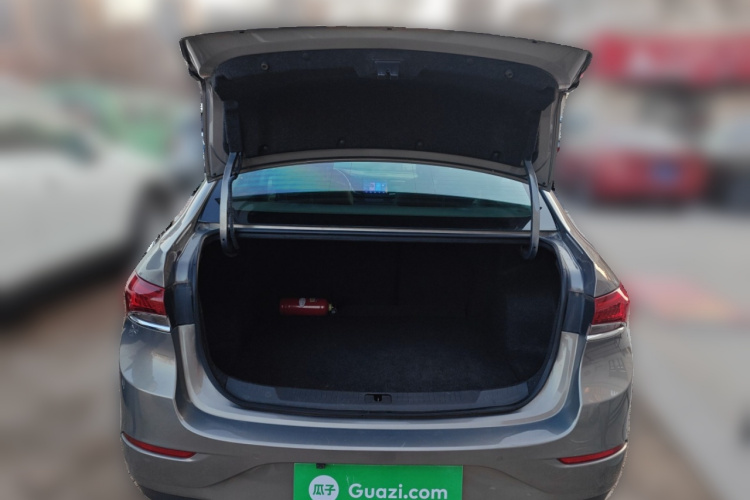 别克 英朗 2018款 18T 自动精英型中控内饰23