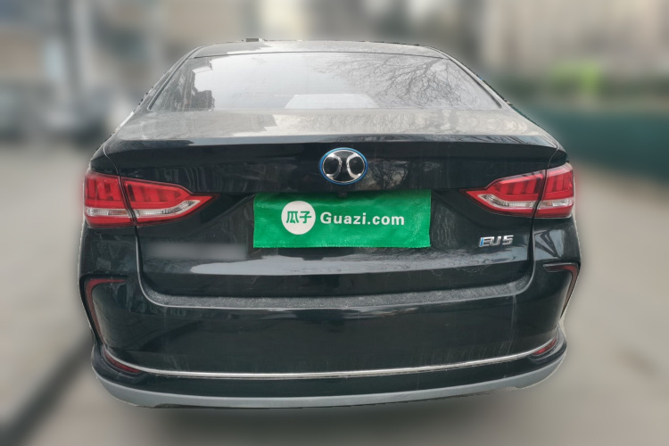 北京汽车 北京EU5 2018款 R500 智风版车身外观6