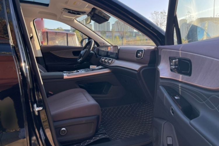 奇瑞 瑞虎9 C-DM 2025款 1.5T 106KM超享版 7座 磷酸铁锂中控内饰7004