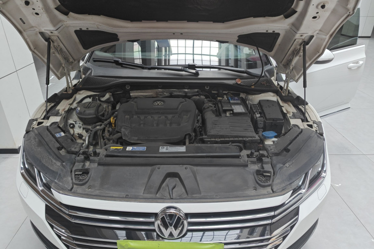 一汽-大众CC 2019款 330TSI 魅颜版 国VI机舱底盘24