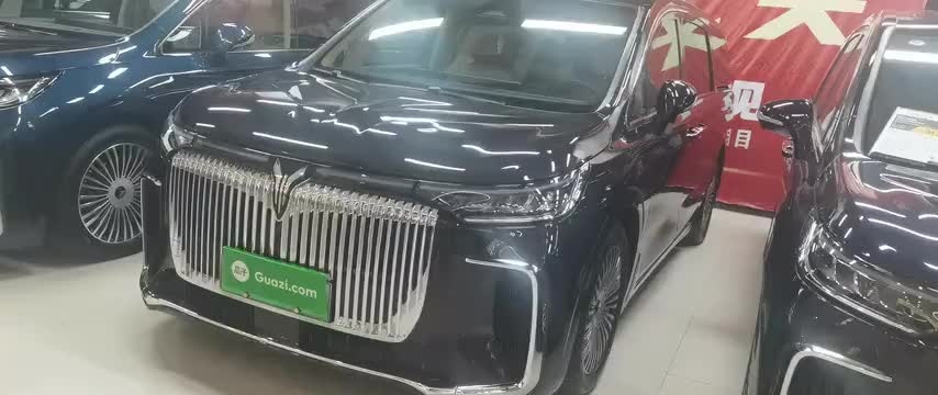 岚图汽车 岚图梦想家 2025款 PHEV 四驱旗舰鲲鹏版实拍1