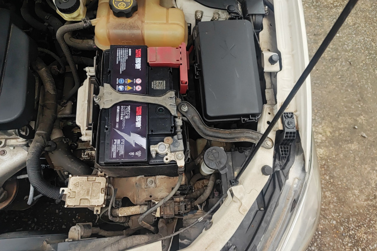 雪佛兰 科沃兹 2019款 320 自动欣享天窗版局部细节9007