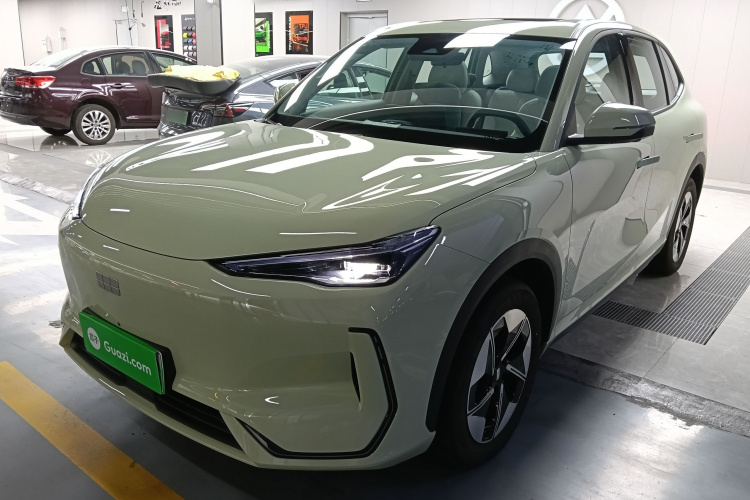 吉利银河 银河E5 2024款 440km 探索版车身外观1