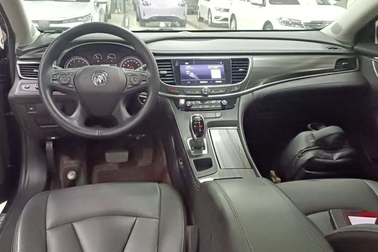 别克 君越 2021款 552T 豪华型中控内饰12