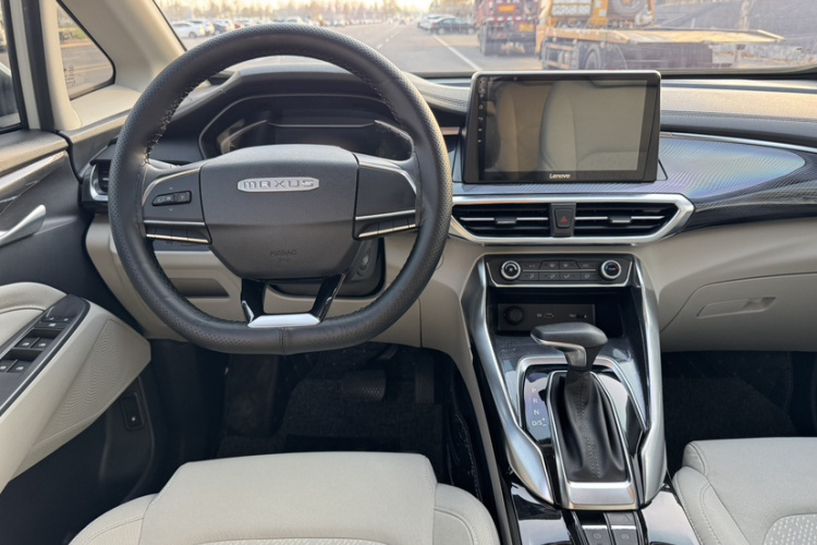 上汽大通MAXUS 大通G50 2022款 1.5T 自动畅游A局部细节16