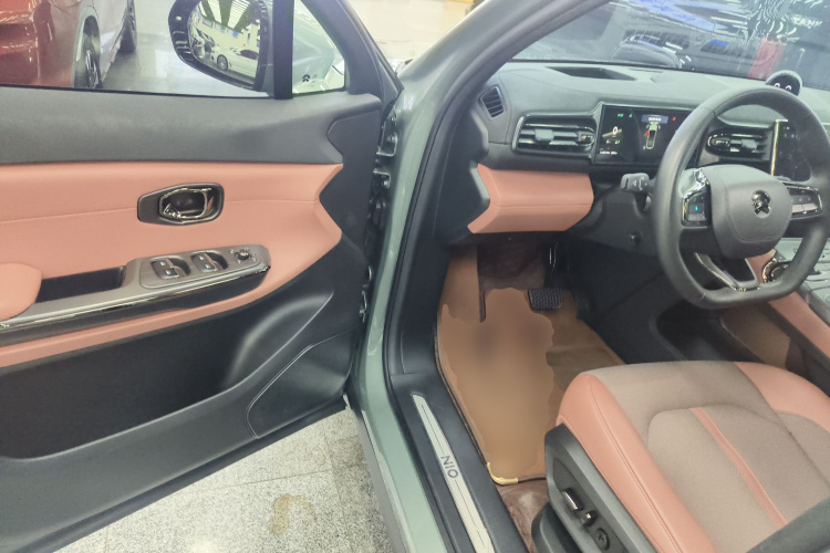 蔚来EC6 2020款 605KM 运动版中控内饰20