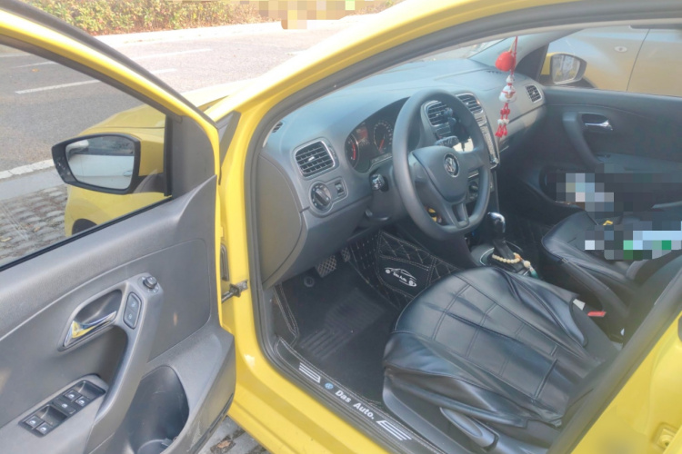 大众 Polo 2014款 1.6L 自动舒适版中控内饰20