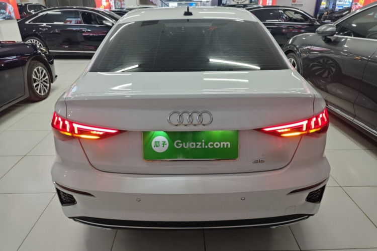 奥迪A3 2024款 A3L Limousine 35 TFSI 时尚运动型车身外观6004