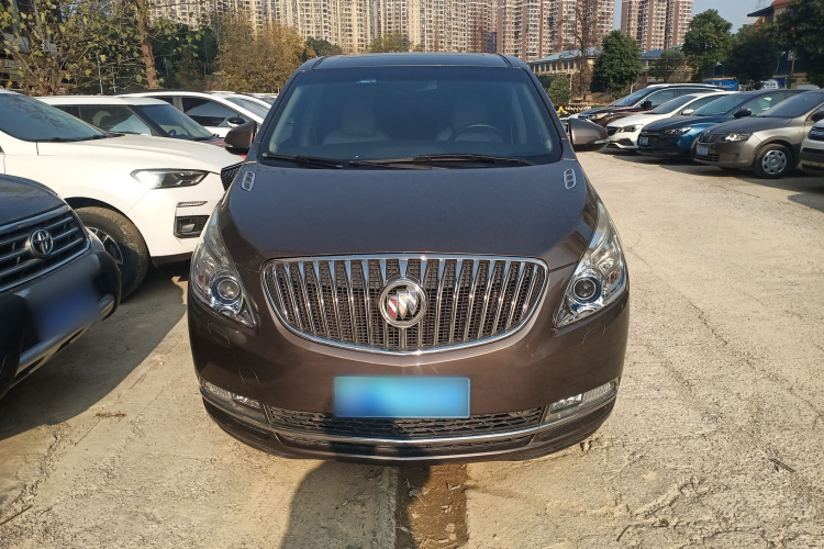 别克GL8 2014款 3.0L XT豪华商务旗舰版车身外观2
